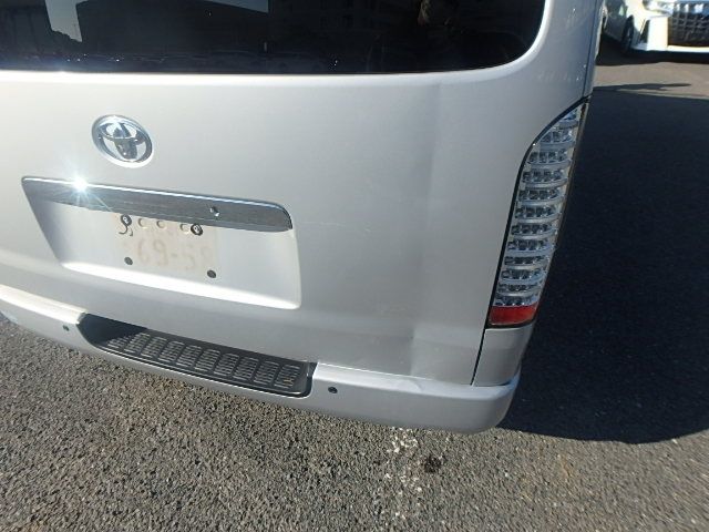 Toyota HIACE VAN 2010-01 195699-14