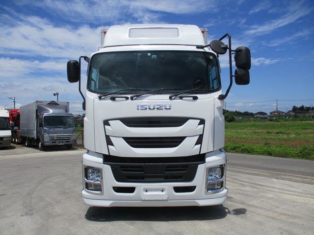 Isuzu GIGA 2017-05 7265-1