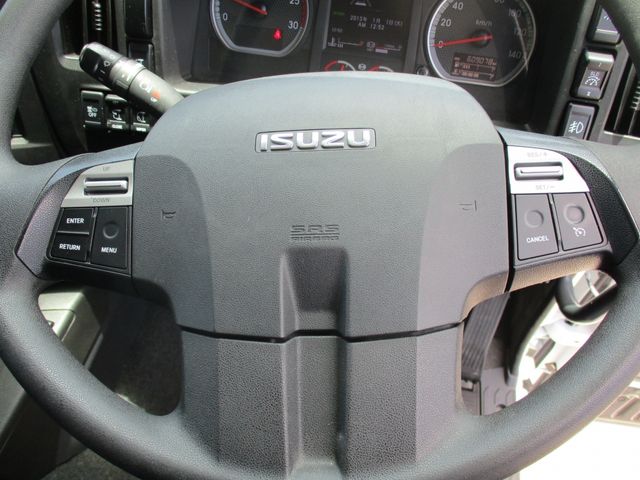 Isuzu GIGA 2017-05 7265-17