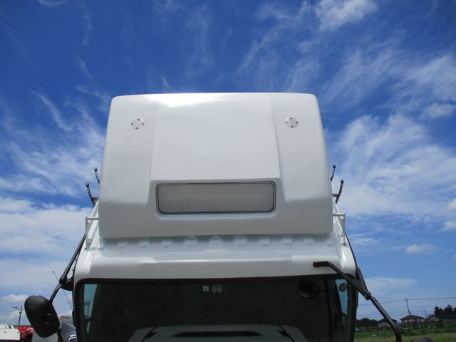 Isuzu GIGA 2017-05 7265-25