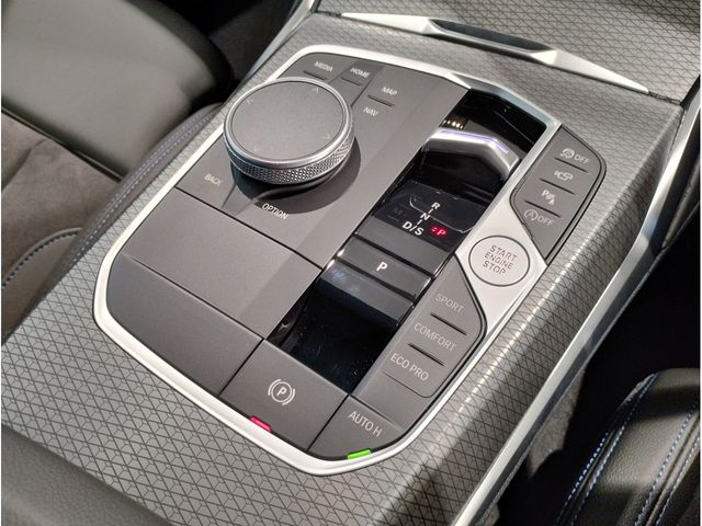 Bmw 3 SERIES 2023-03 15793-22