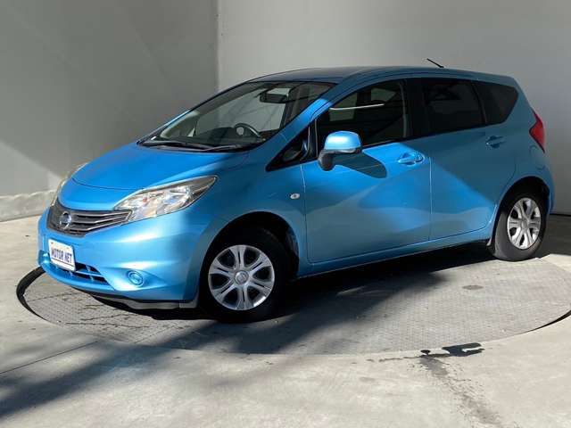 Nissan NOTE 2013-02 184347-4