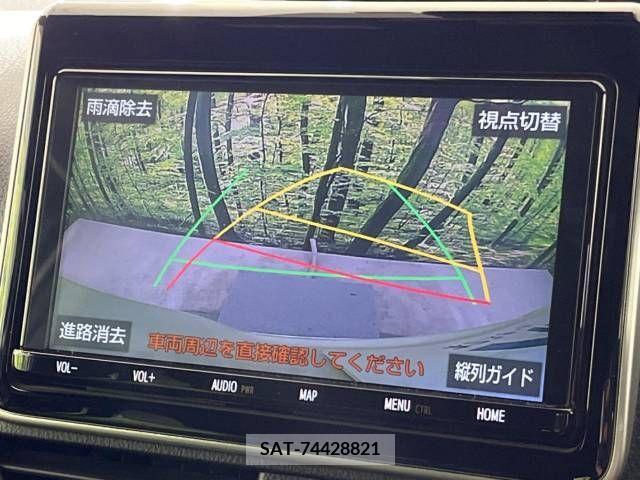 Toyota NOAH 2021-06 218508-4