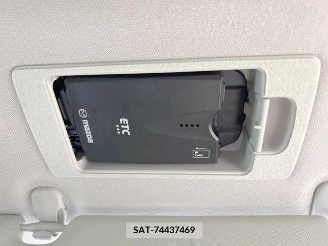 Mazda DEMIO 2017-02 329458-5