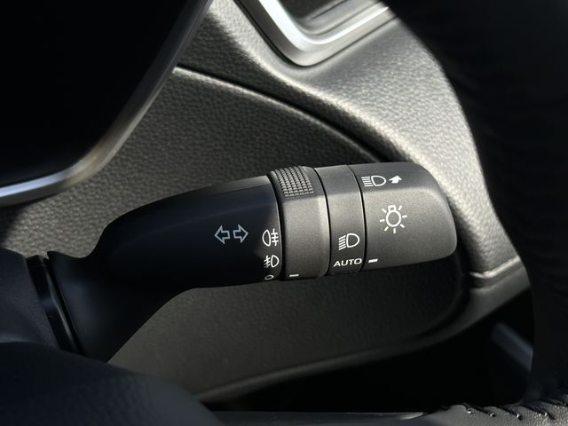 Toyota COROLLA CROSS 2023-12 10542-12