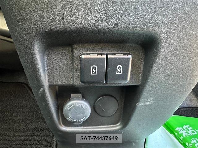 Suzuki SPACIA 2022-10 368659-29