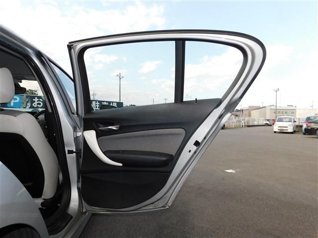 Bmw 1 SERIES 2013-09 15603-26