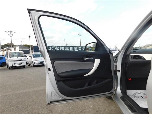 Bmw 1 SERIES 2013-09 15603-28