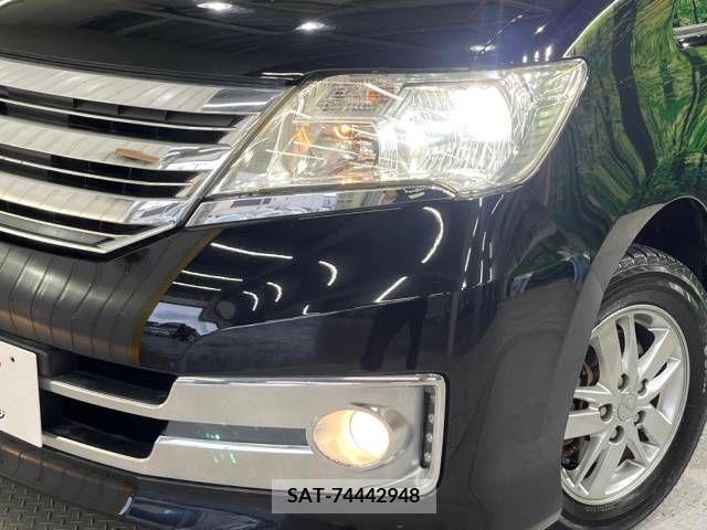 Nissan SERENA 2011-09 367814-13