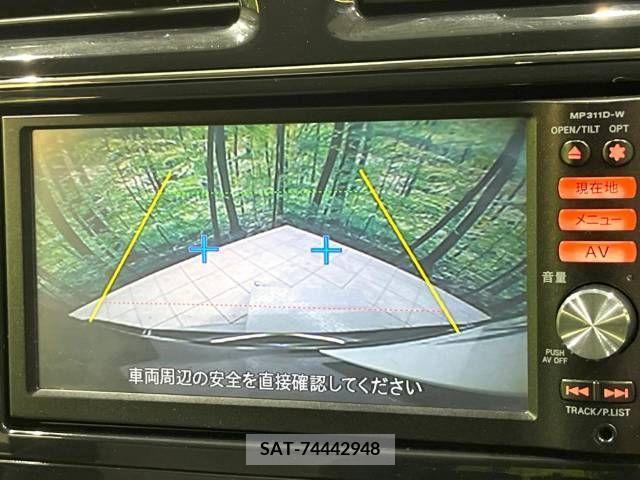Nissan SERENA 2011-09 367814-4