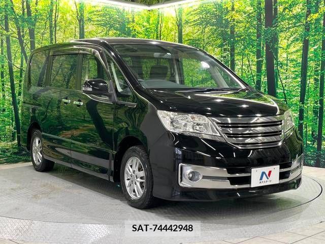 Nissan SERENA 2011-09 367814-17