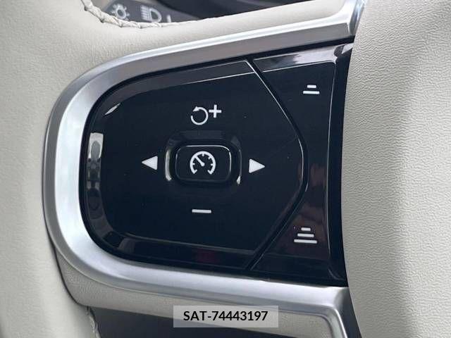 Volvo XC60 2022-09 385960-9
