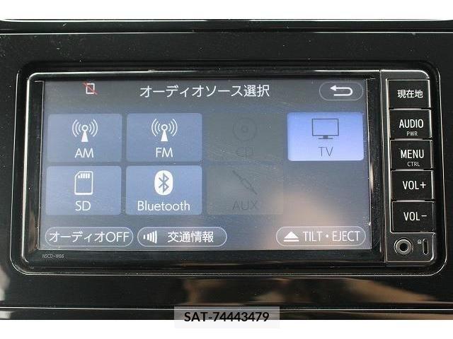 Toyota PRIUS 2018-02 375682-1