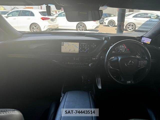 Lexus LS 2018-02 391888-1