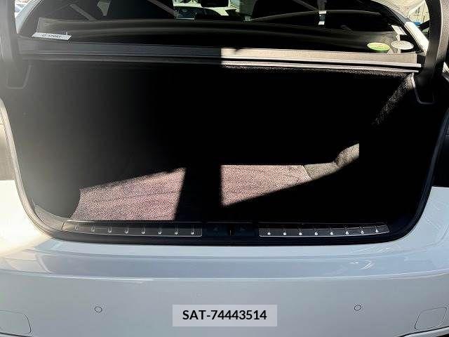 Lexus LS 2018-02 391888-12