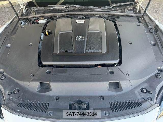 Lexus LS 2018-02 391888-17