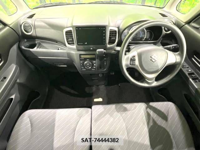 Suzuki SPACIA 2015-09 312198-1