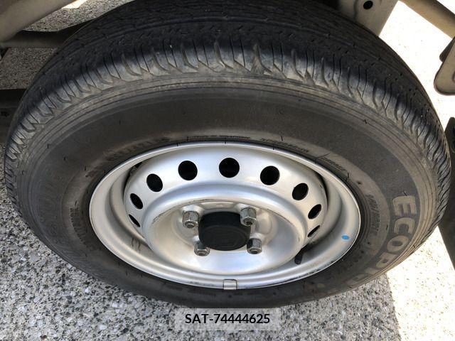 Suzuki EVERY 2016-03 297385-10