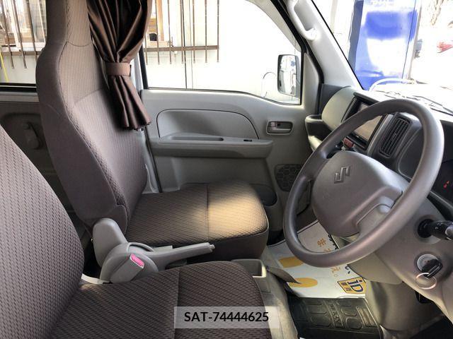 Suzuki EVERY 2016-03 297385-15