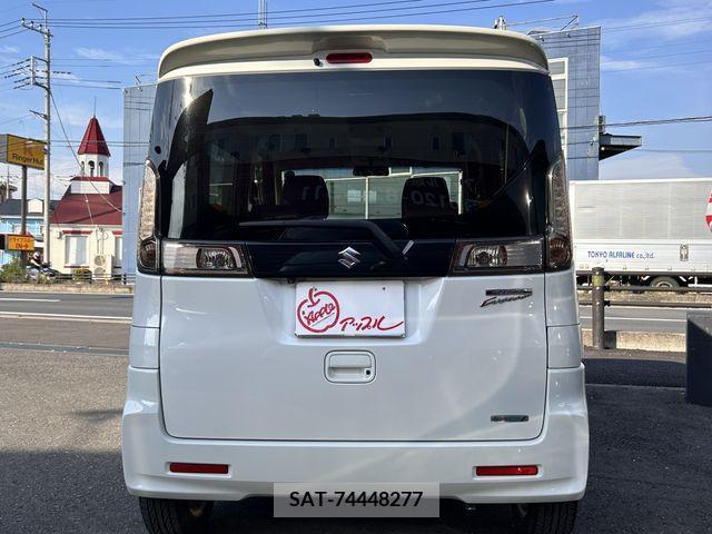 Suzuki SPACIA 2013-11 368607-2
