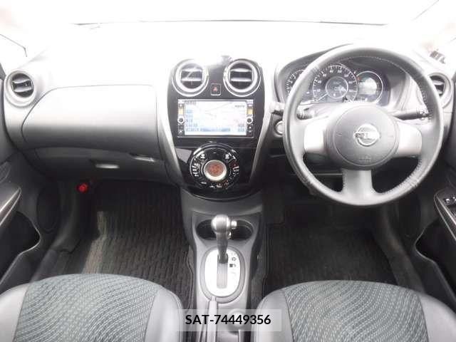 Nissan NOTE 2013-09 372722-2