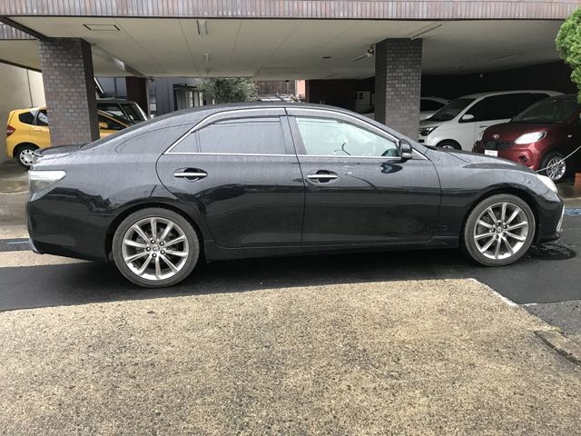 Toyota MARK X 2017-07 195681-7