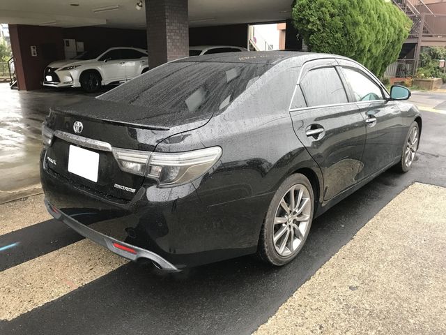 Toyota MARK X 2017-07 195681-4