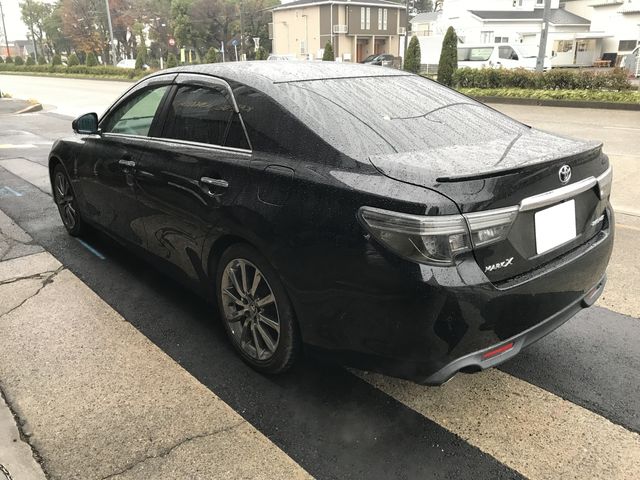 Toyota MARK X 2017-07 195681-1
