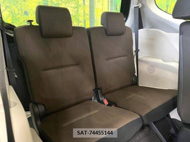 Toyota SIENTA 2016-09 214977-9