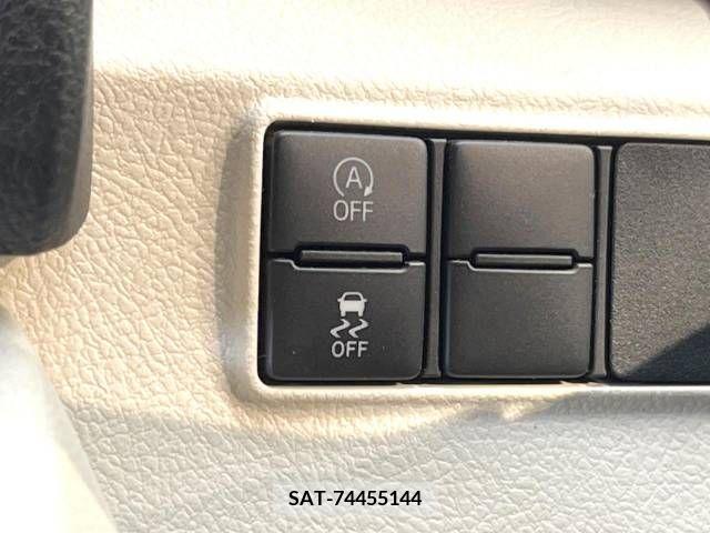 Toyota SIENTA 2016-09 214977-6
