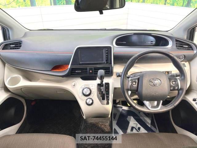 Toyota SIENTA 2016-09 214977-1