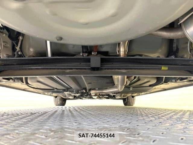 Toyota SIENTA 2016-09 214977-19