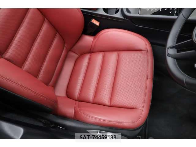 Porsche MACAN 2023-08 320115-7