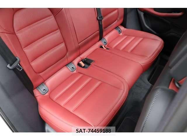 Porsche MACAN 2023-08 320115-10