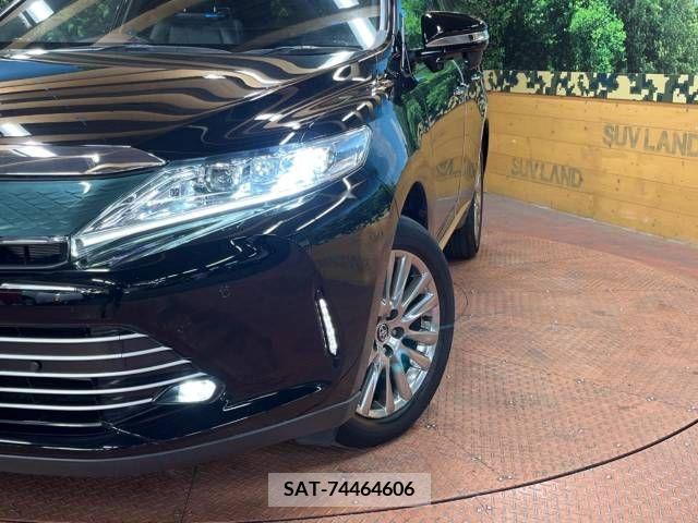 Toyota HARRIER 2018-09 373703-12