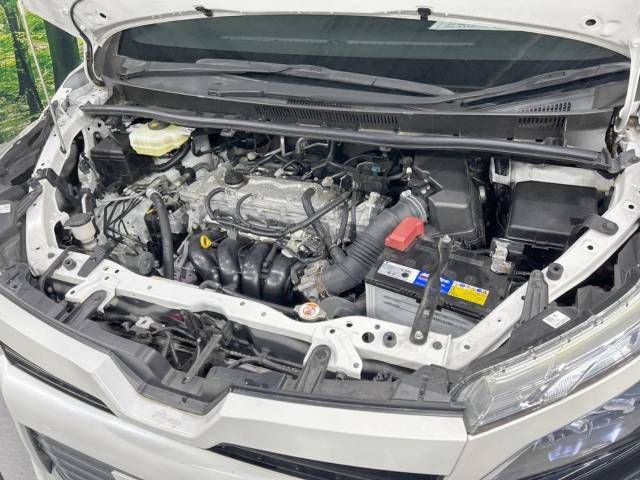 Toyota VOXY 2018-04 26591-18