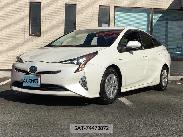 Toyota PRIUS 2017-06 205240-1