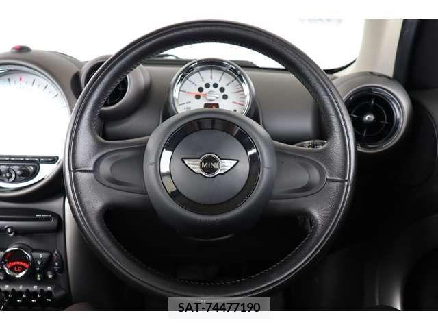 Bmw MINI 2012-10 379252-8
