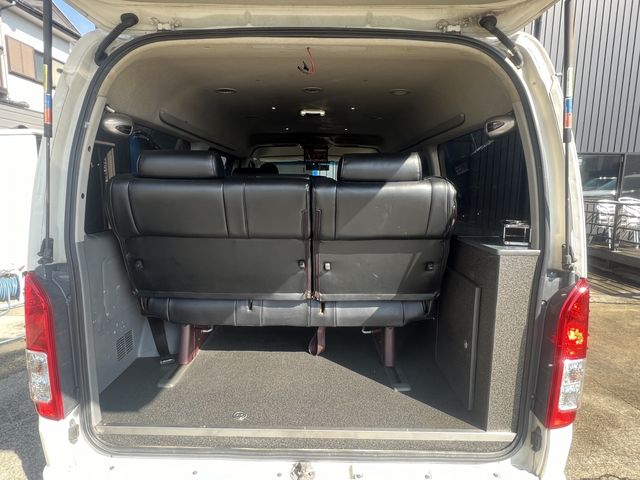 Toyota HIACE WAGON 2006-10 182535-20