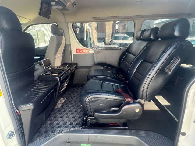 Toyota HIACE WAGON 2006-10 182535-12