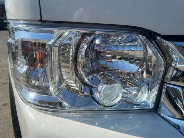 Toyota HIACE WAGON 2006-10 182535-5