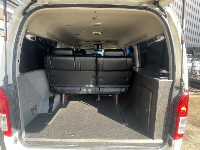 Toyota HIACE WAGON 2006-10 182535-21
