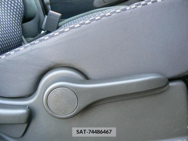 Nissan CUBE 2016-01 207315-13