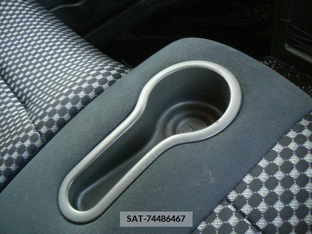 Nissan CUBE 2016-01 207315-9