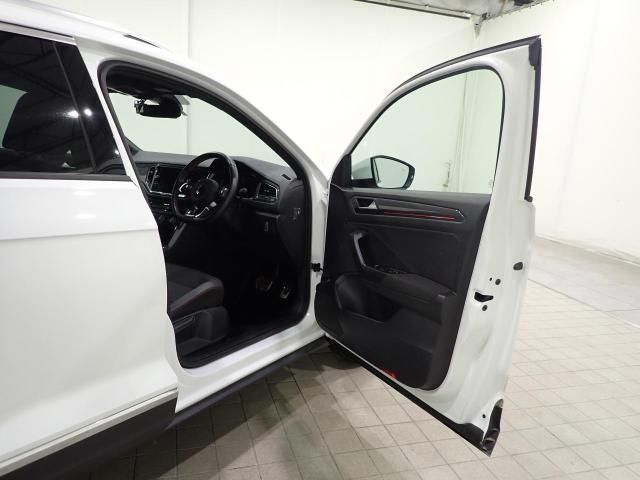 VolksWagen T-ROC 2022-02 18418-15