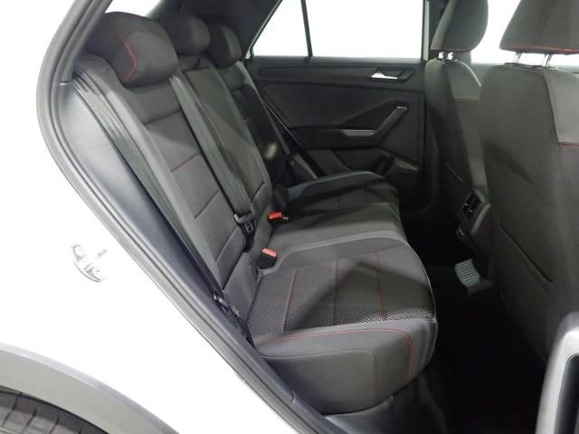 VolksWagen T-ROC 2022-02 18418-18