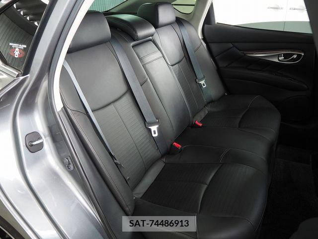 Nissan FUGA 2015-07 353749-23