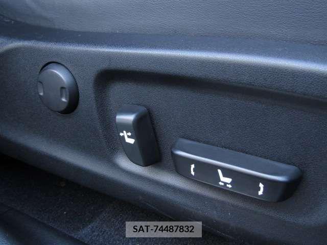 Lexus RX 2019-02 212622-10
