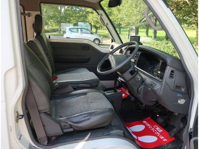 Nissan CARAVAN VAN 2000-03 17103-13