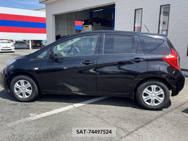 Nissan NOTE 2014-11 365338-7
